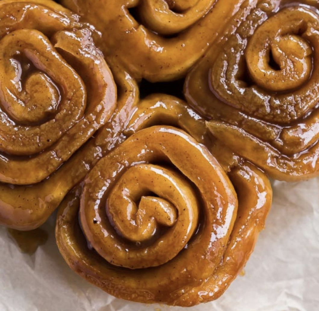 Thanksgiving Bake at Home Caramel Rolls