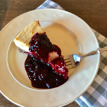 Load image into Gallery viewer, Thanksgiving Nell’s Favorite Cheesecake